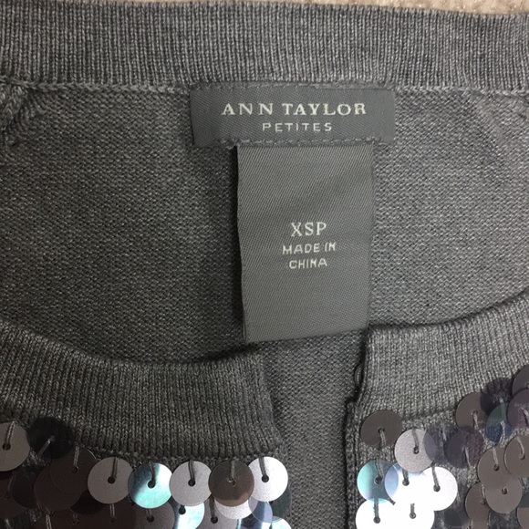 Perfectly tasteful sequin cardigan sweater ❤️ - Picture 3 of 3